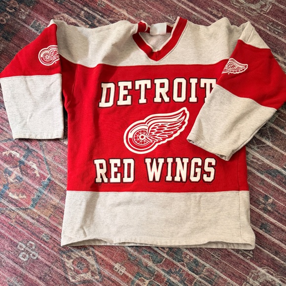 Dodger Other - Detroit red wings vintage sweatshirt great condition size M